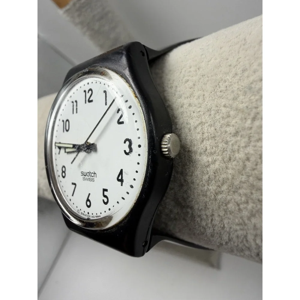 Swatch‎ AG 1994 New Battery Unisex Watch Vintage 33MM 8